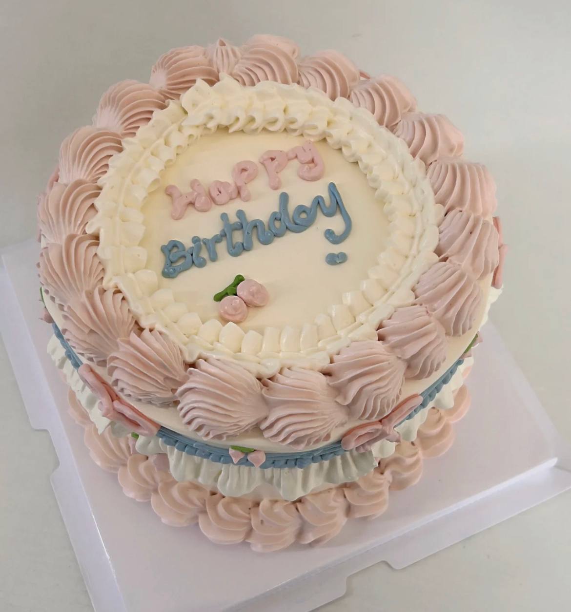 Simple Design Blue Birthday Cake | bakehoney.com